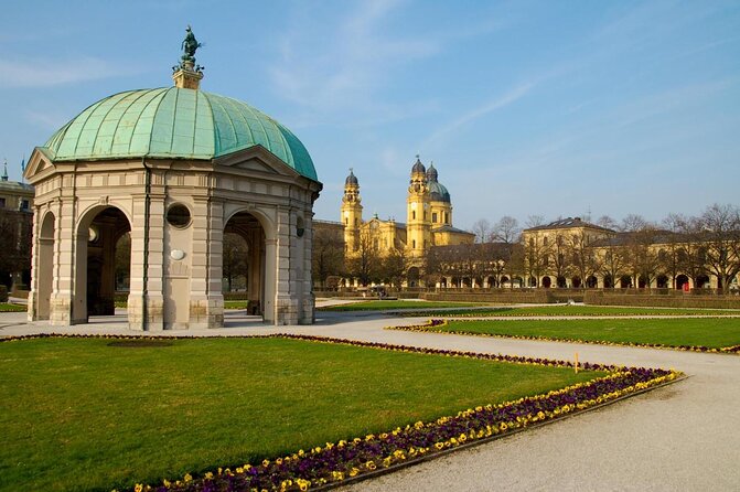 Origins of Nazism Walking Tour in Munich - Group Size and Accessibility