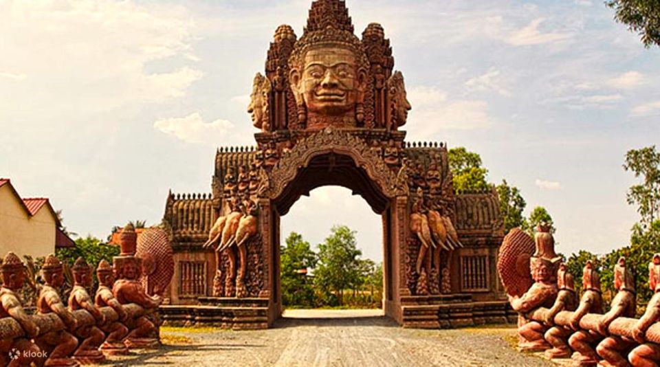 Oudong Mountain & Phnom Baset Private Tours From Phnom Penh - Recommended Items to Bring