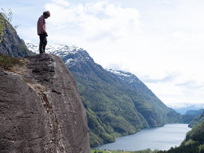 Øystese: Private RIB Fjord Tour & Secluded Viewpoint Hike - Important Information