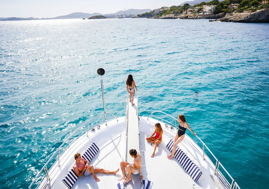 Palma: Palma Bay Boat Tour & Snorkeling With Drink Included - Transportation Options