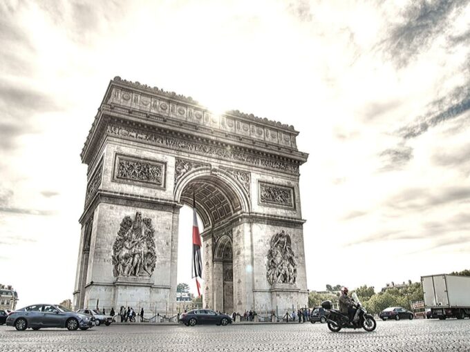 Paris: Private Layover Tour - Convenient Airport Transfers