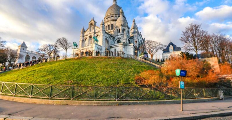 Paris: Street Art Quarters Revealed by a Local - Cultural Insights and Recommendations