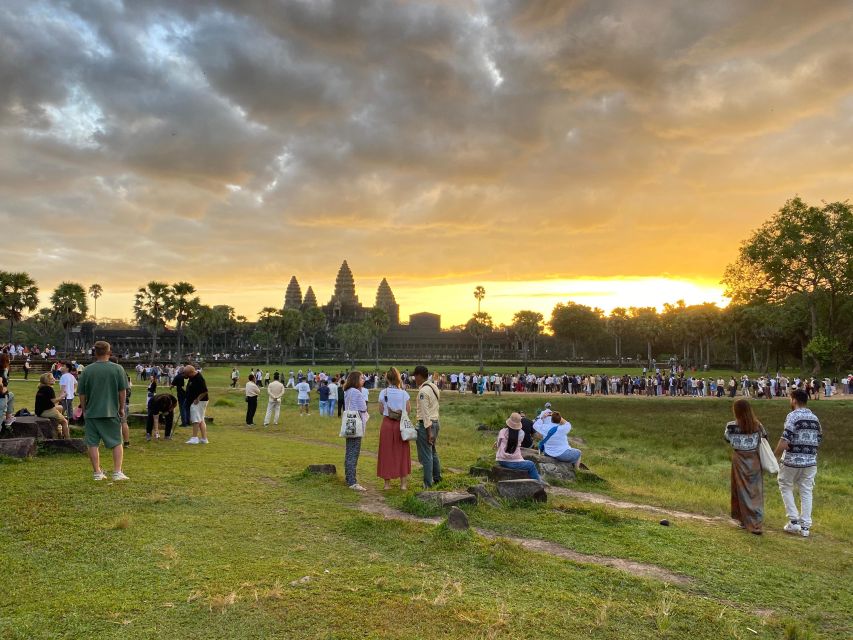 Personalised Angkor Wat Sunrise off the Beaten Track by Jeep - Recommended Packing List