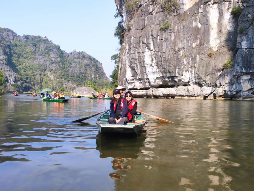 Phat Diem Catheral and Tam Coc Private Day Tour From Hanoi - Lunch and Local Cuisine