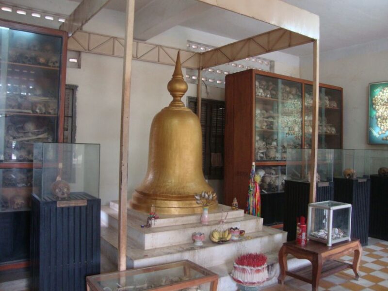 Phnom Penh: S-21 Prison and Killing Fields Half-Day Tour - Customer Ratings