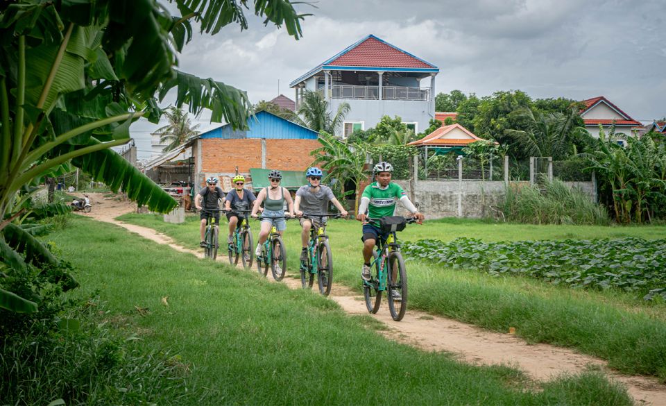 Phnom Penh: Silk Islands Half-Day Bike Tour - Local Culture and Community