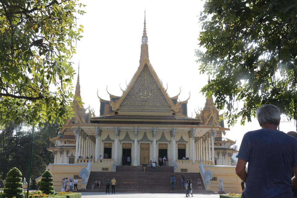 Phnom Penh Tour With English Tuk Tuk Driver - Important Information