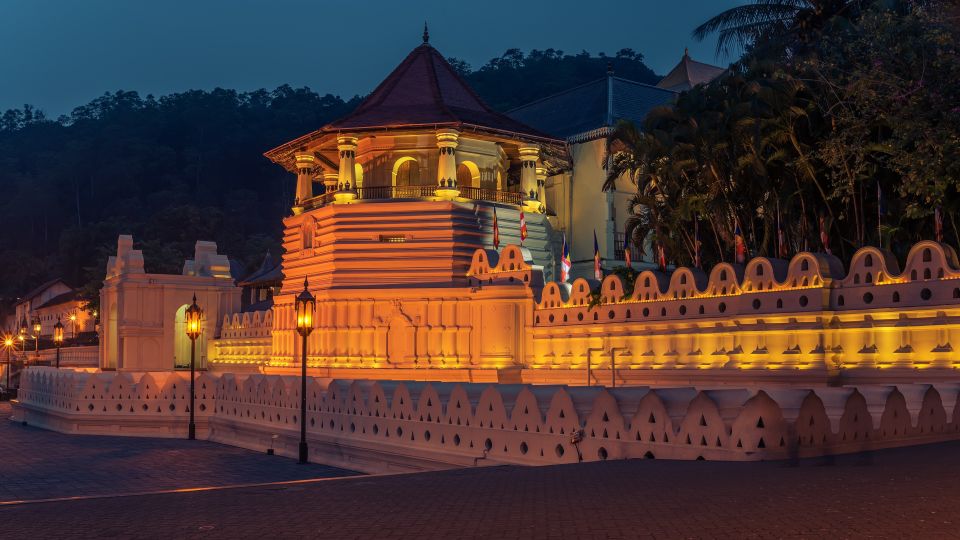 Pinnawala & Kandy Day Tour From Negombo - Important Information