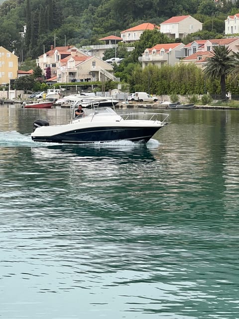 Privat - Hvar South Shore and Pakleni Islands Experience. - What to Expect