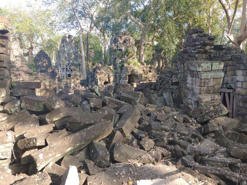 Private Adventure Off the Beaten Track to Banteay Chmar - What to Bring