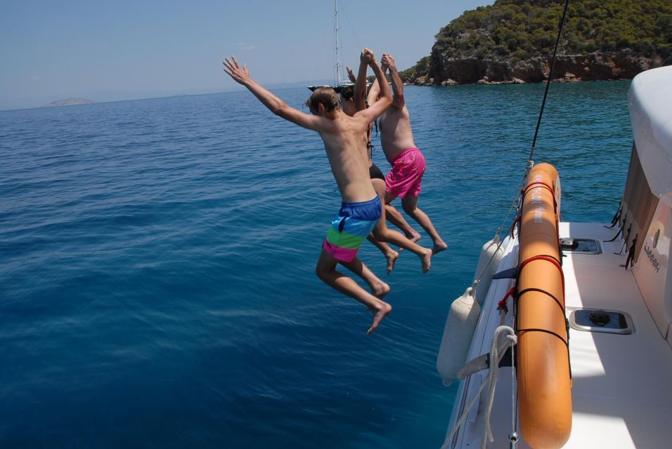 Private Day Gruises With Catamaran - Inclusions and Amenities