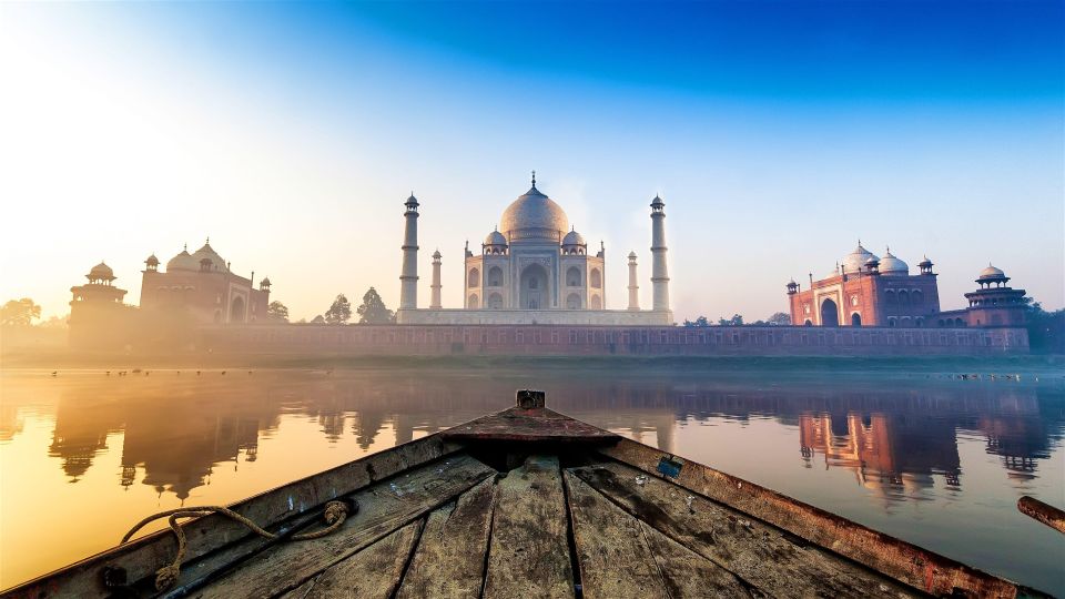 Private Guided Taj Mahal and Agra Tour (Mumbai - Hydrabad) - Local Cuisine Experience