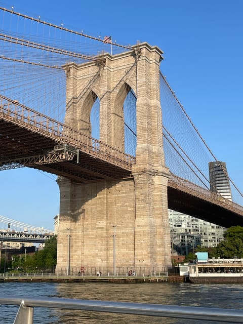 Private Guided Walking Tour of the Brooklyn Bridge and DUMBO - Accessibility Considerations