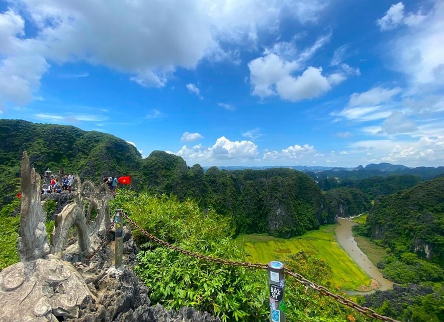 Private Ninh Binh Luxury Day Trip: Tam Coc, Mua Cave,Cycling - Tam Coc Boat Tour