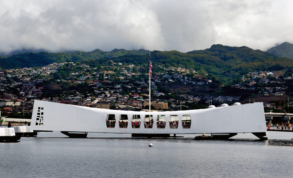 Private Pearl Harbor USS Arizona and USS Missouri - Booking Information