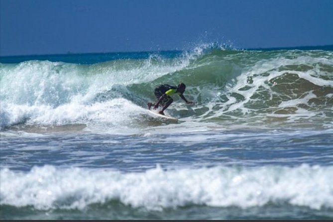 PRIVATE Surf Lesson for Intermediate - Equipment Provided