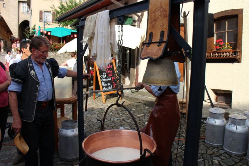 Private Swiss Cheese & Chocolate Tasting Trip in Gruyeres - Customer Experiences