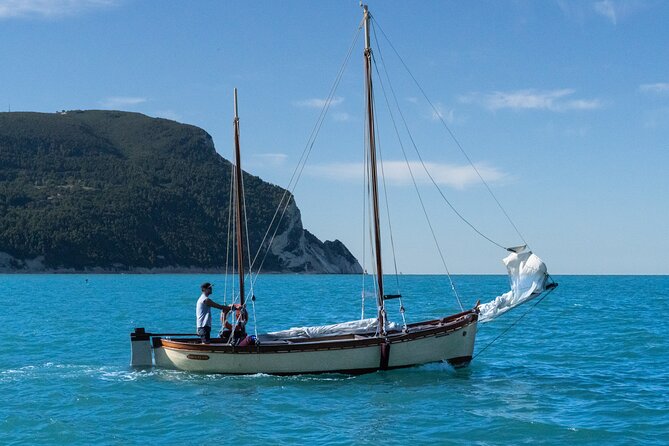 Private Traditional Sailboat Tour With Lunch in Numana - Accessibility and Transportation