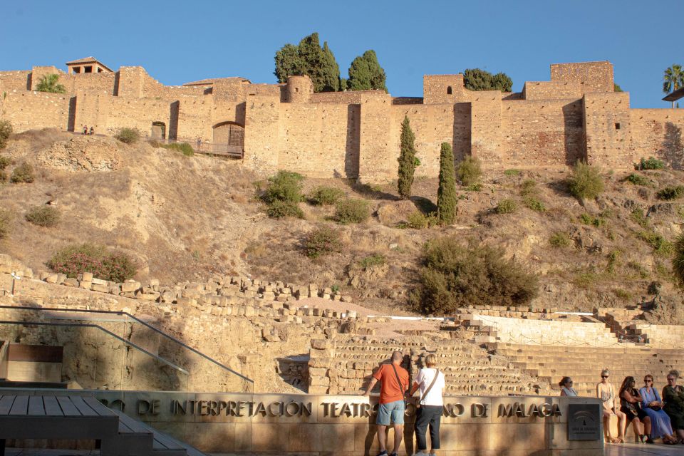 Private Walking Tour: Cathedral, Alcazaba and Roman Theatre - Important Information