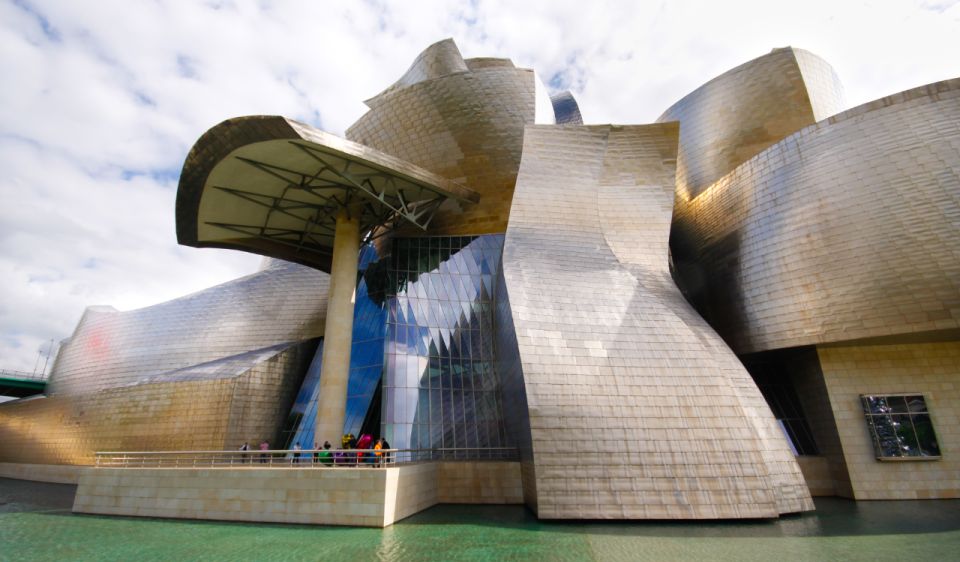 Private Walking Tour of Bilbao 4 Hours - Tasting Basque Cuisine