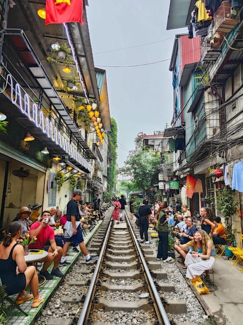 Quang Phu Cau Incense-Ha Thai Village-Hat- Train Street - Conical Hat Painting Activity