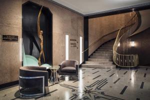 Rand Tower Hotel, Minneapolis, a Tribute Portfolio Hotel - Policies and Booking