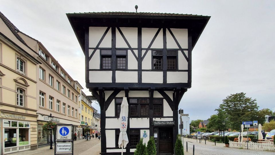 Ratingen: Self-guided Old Town Walk to Explore the City - Booking and Meeting Point