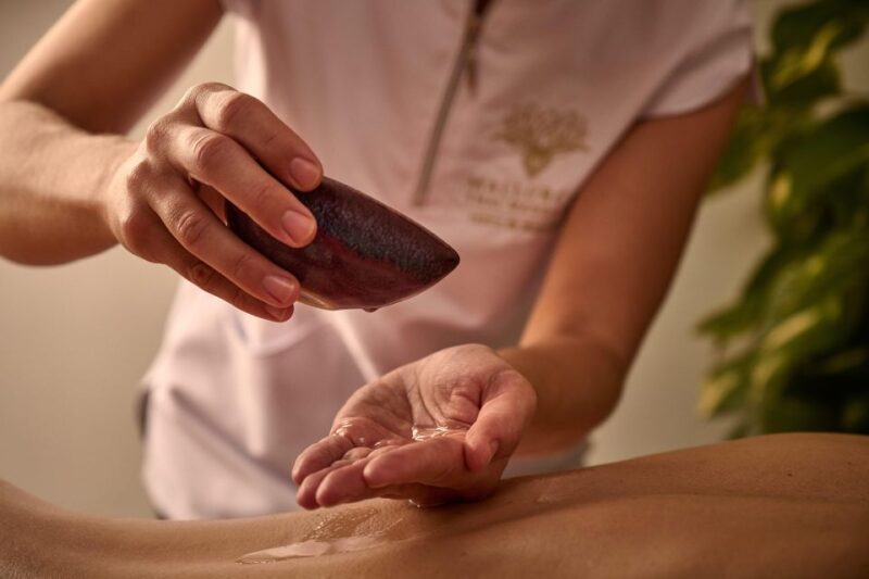Relaxing Oil Massage - Pickup and Drop-off