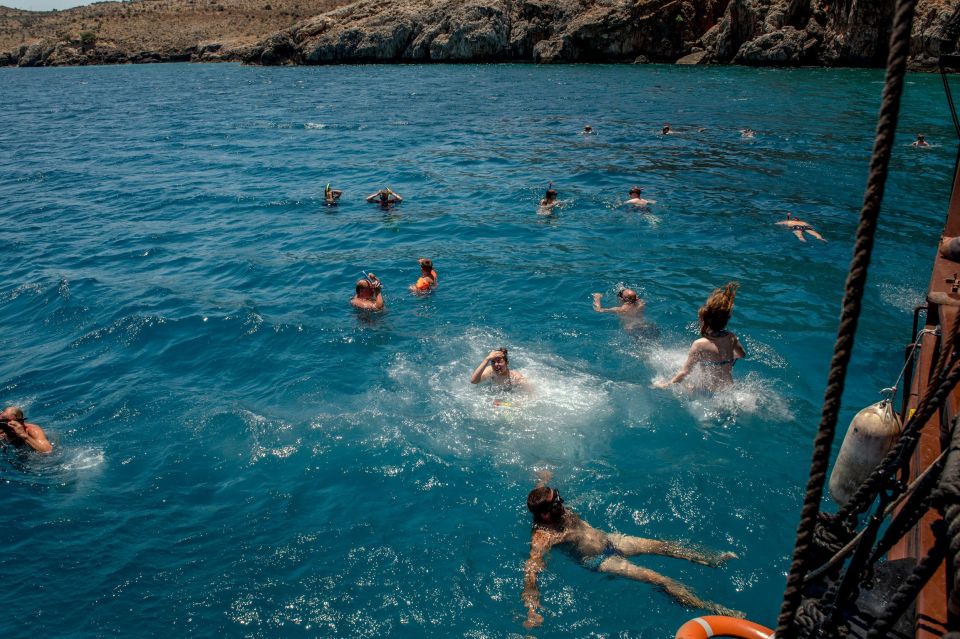 Rethymno: Mini Pirate Boat Cruise With Swimming Stop - Cretan Lunch and Wine