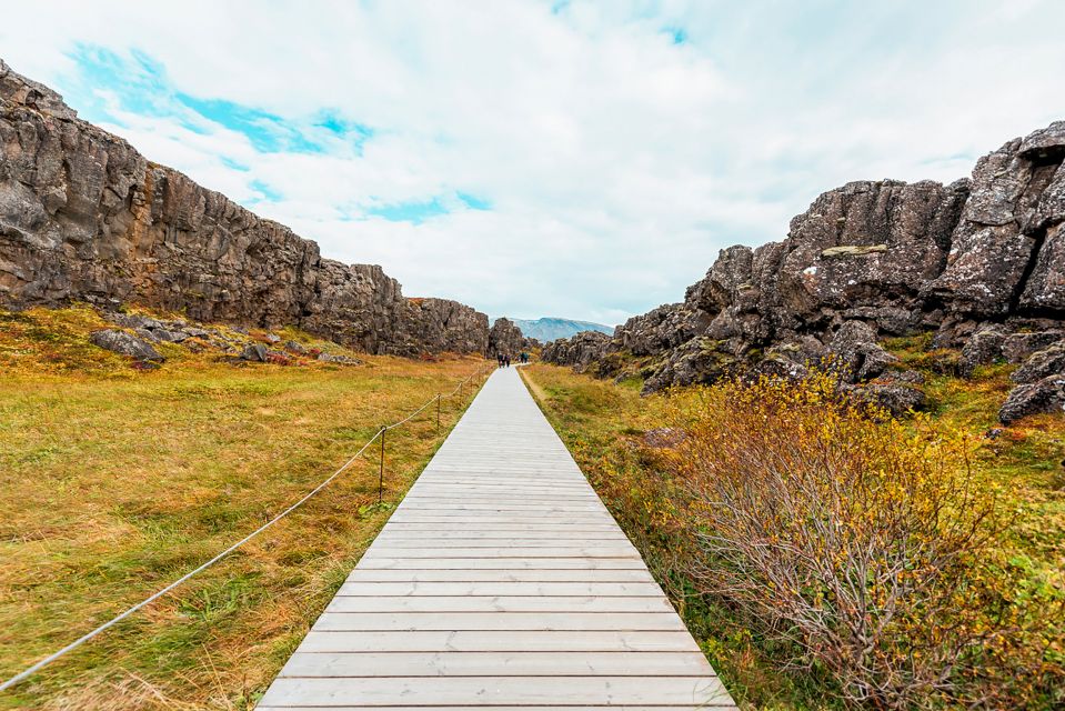 Reykjavik: Golden Circle Full-Day Tour With Kerid Crater - Kerid Crater Exploration