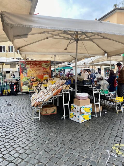 Rome: Market Tour & Authentic Aperitivo at Locals Home - Cultural Immersion