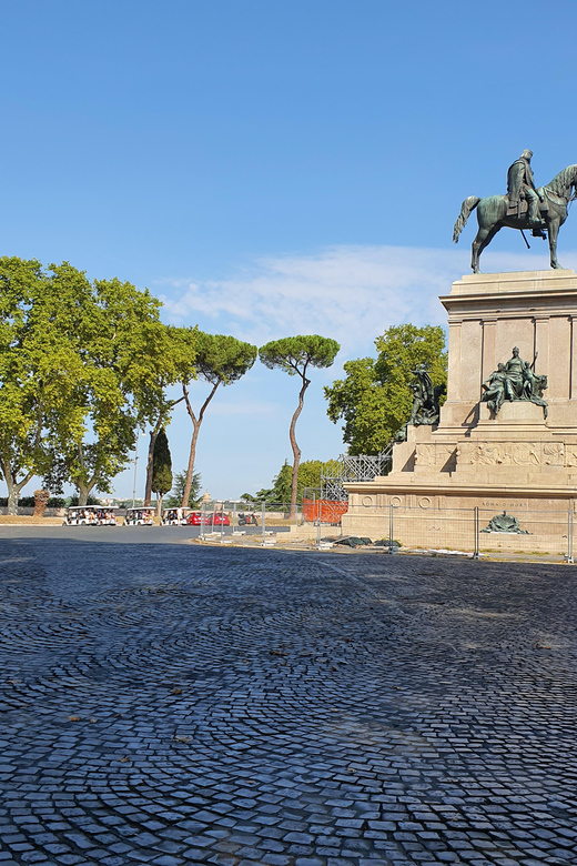 Rome: Nigh Tour by Golf Cart With Pizza Snack and Gelato - Customer Feedback Summary