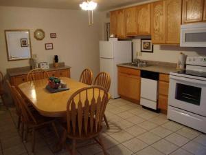 Roundhouse Resort, a VRI Resort - Booking Information