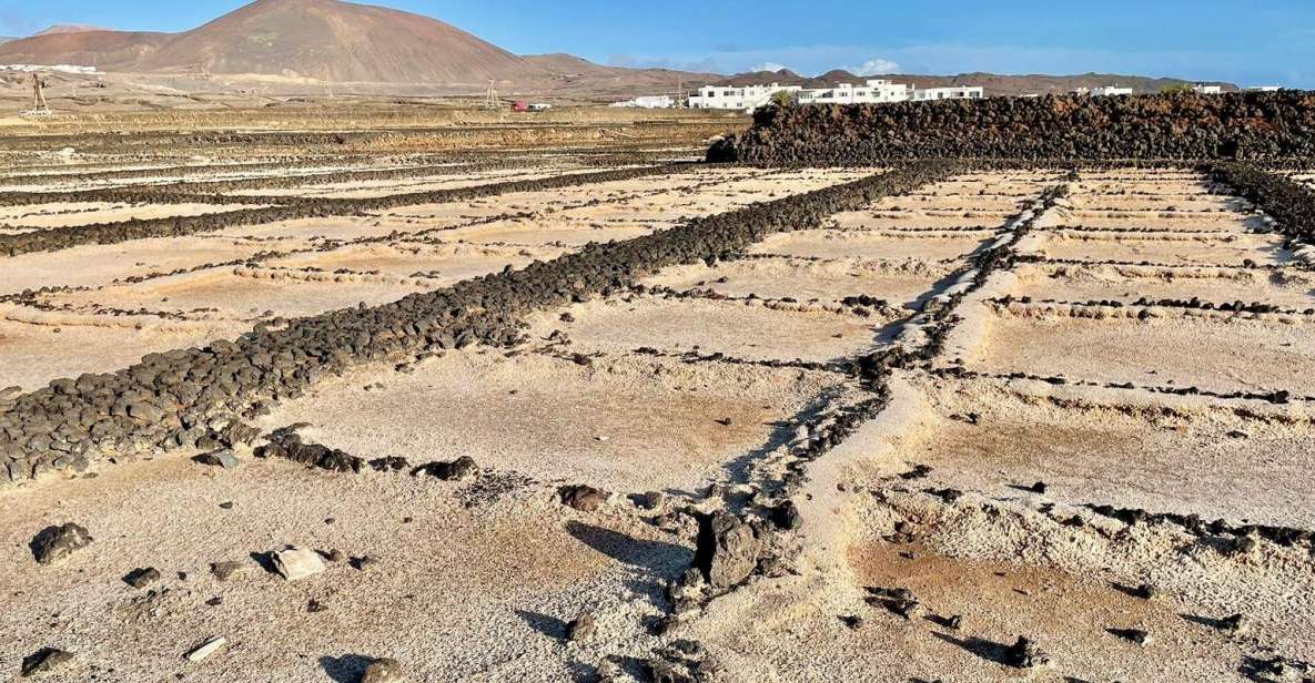 Route Guided on the Volcanic Coast of Lanzarote. - Preparation and Meeting Point