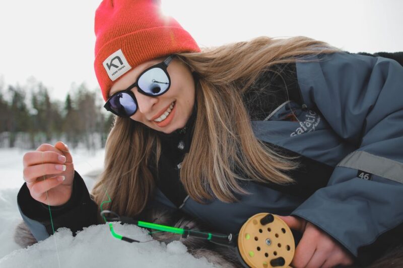 Rovaniemi: Guided Ice Fishing Experience - Safety and Preparation Tips