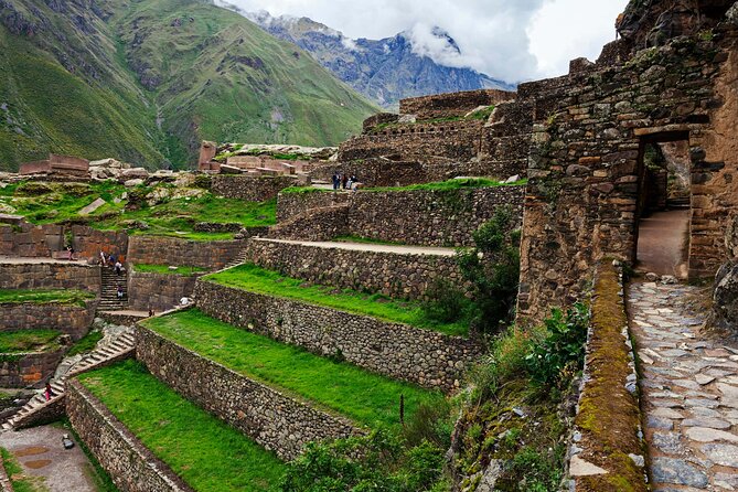 Sacred Valley and Machu Picchu 2 Day Tour With Accommodation - Additional Information