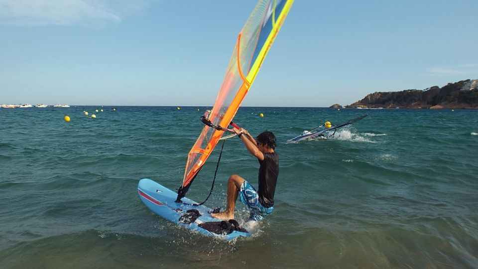 S'Agaró - Costa Brava: 2-hour Windsurfing Lesson - Participant Requirements