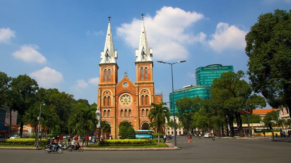 Saigon Street Food By Motorbike/Car - Pickup Information