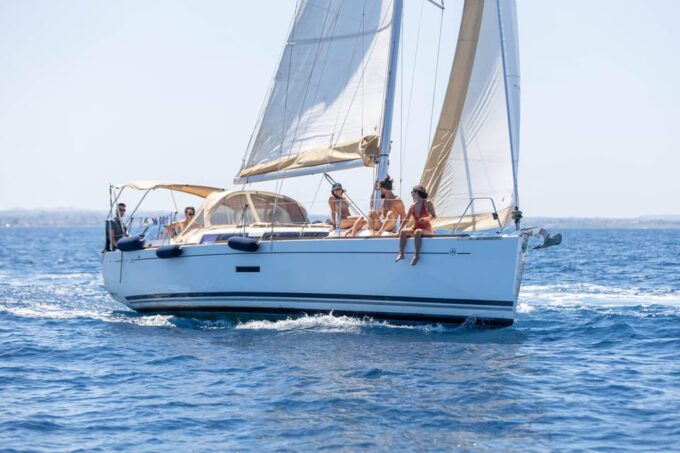 Sailing Tour: From Catania to Aci Trezza - Tips for a Great Experience
