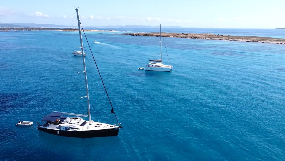 Sailing Tour From Ibiza to Formentera - Activities Offered