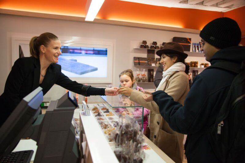 Saint-Germain-des-Prés: Pastry and Chocolate Walking Tour - Customer Feedback