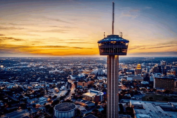 San Antonio : Highlights Walking Tour With A Guide - Frequently Asked Questions