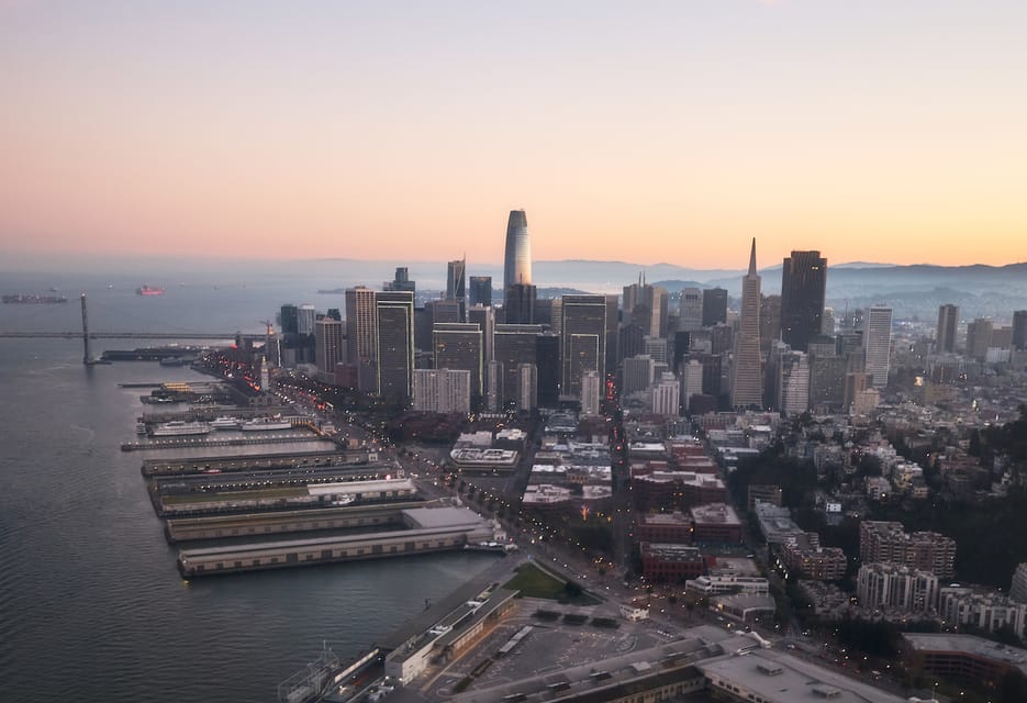 San Francisco Bay Flight Over the Golden Gate Bridge - What to Expect on Board