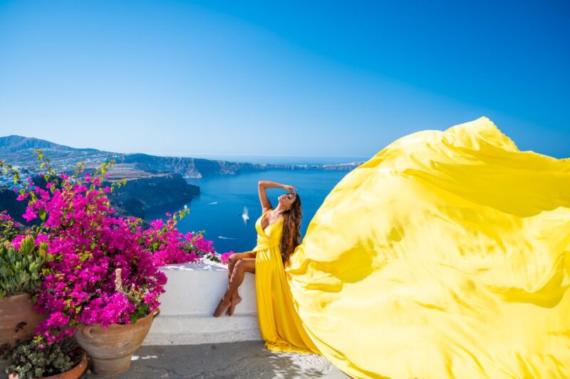 Santorini: Proffessional Flying Dress Photoshoot - Important Meeting Information