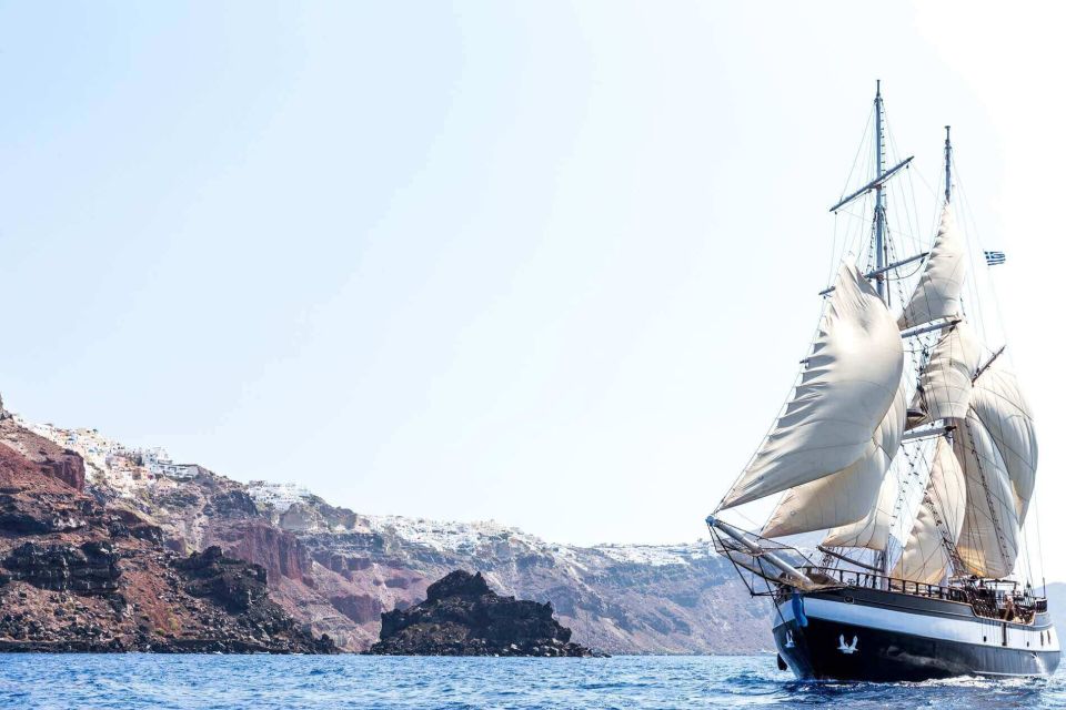 Santorini: Volcanic Sunset Cruise With Dinner - Customer Ratings and Feedback