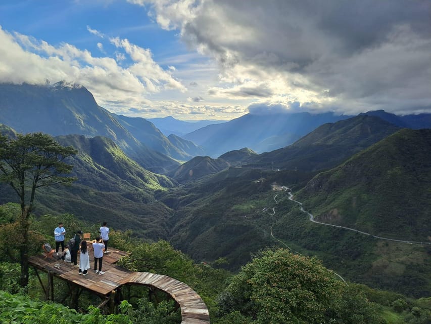 SaPa: 2-Day Villages,Rice Fields, Love Waterfall Hiking Tour - Included Amenities