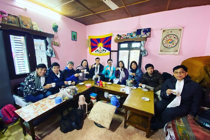 Sarangkot Sunrise With Morning Tibetan Cultural Tour - Meet Your Guide