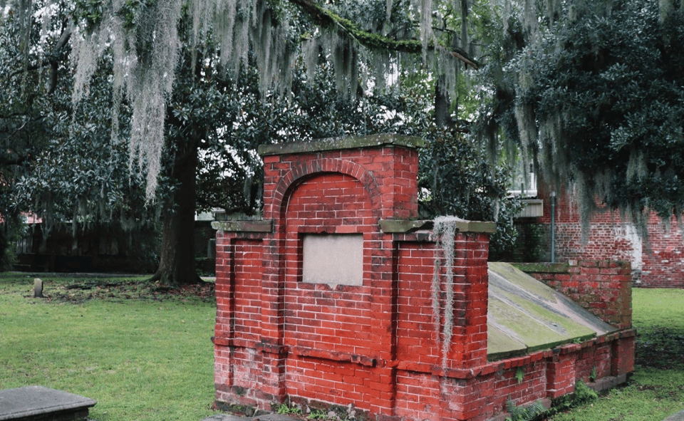 Savannah: History Walking Tour - Chippewa Square and Beyond