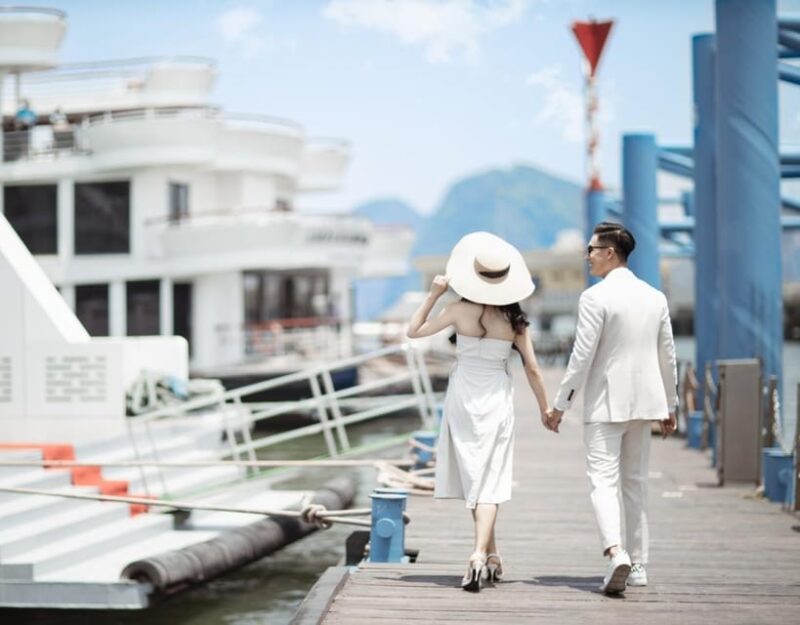 Sea Octopus Cruise - The Top Luxury Day Tour in Halong Bay - Tour Guide and Amenities