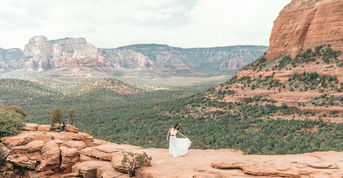 Sedona Devils Bridge, Bell Rock & Chapel of the Holy Cross - Visiting the Chapel of the Holy Cross